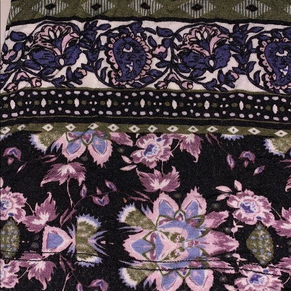 Floral tank top - Picture 3 of 3